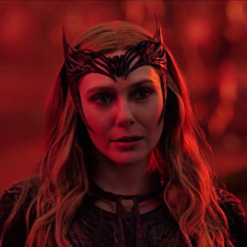 scarletwnews's tweet photo. Elizabeth Olsen has reportedly been seen at Disney’s #D23Expo! 👀

(via @Joelluminerdi) https://t.co/iqYFBZ0lLu