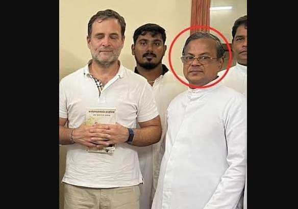 SK_Asking's tweet photo. Useful For #GujarathElection
Thanks #ആഞ്ഞടിരാഗാ https://t.co/j4GsaYxE1y
