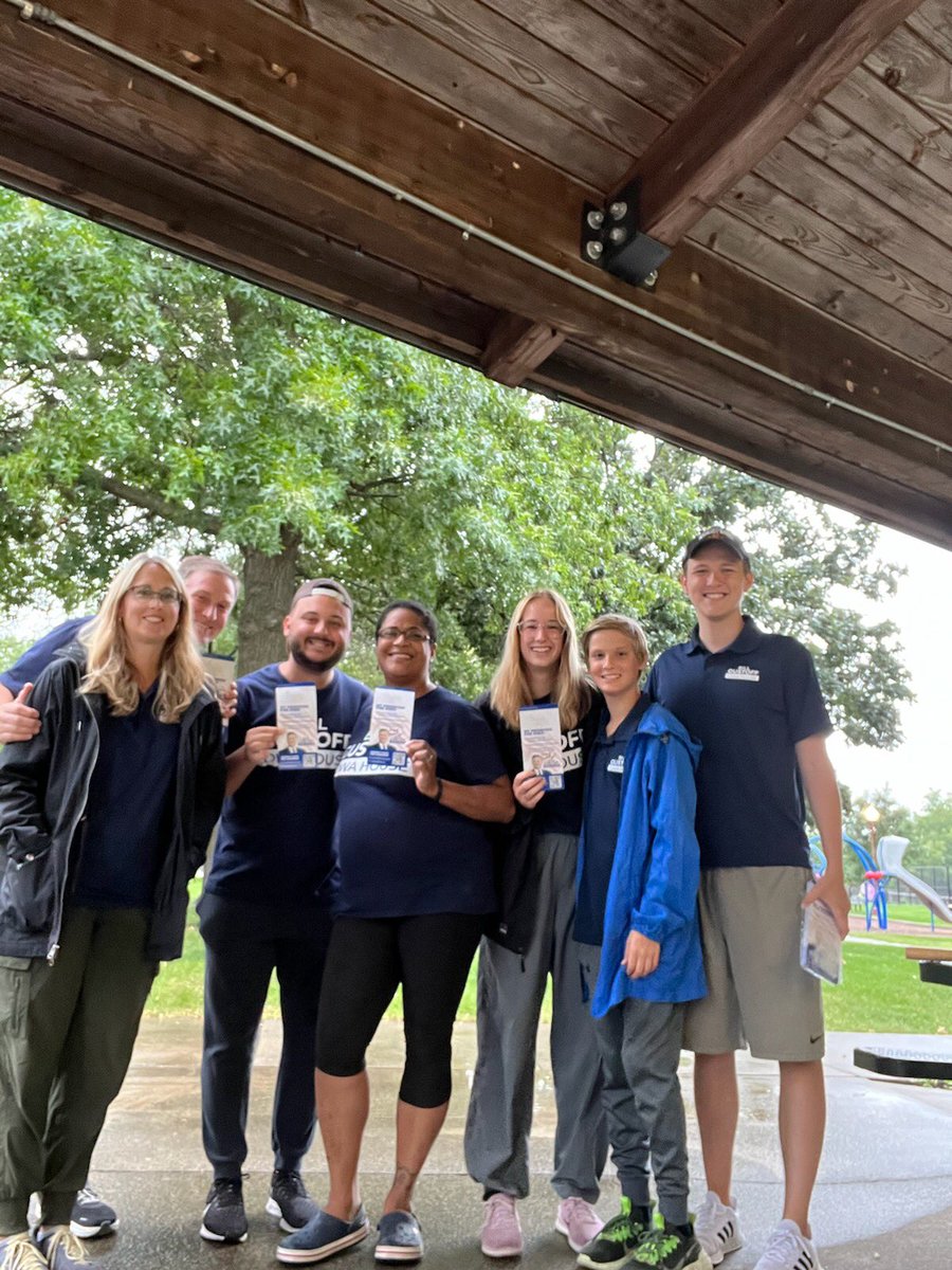 TRoweIA's tweet image. The red wave (plus the rain) is out and about hitting doors in Altoona’s Haines Park &amp;amp; Lions Park neighborhoods for @BillGustoff! #LeadRight #IA03 @JacobSchraderIA @whitneysm1