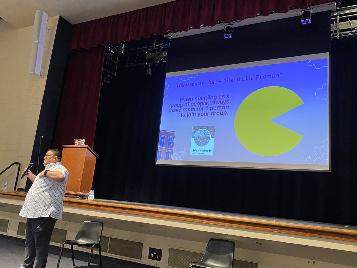 💛 Do you know the Pac-Man rule? Love it @edcampOSjr #canvascon