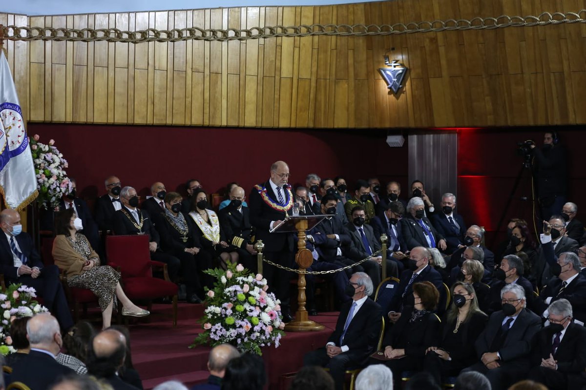 GLMCH_'s tweet photo. Discurso del Gran Maestro @granlogiadechile,  #Fraternitas
@granlogfemchile @granlogiadechile @granlogiamixtachile
Sigue la transmisión  por https://t.co/JG7BU5e2bL https://t.co/FdFRdEuQfs
