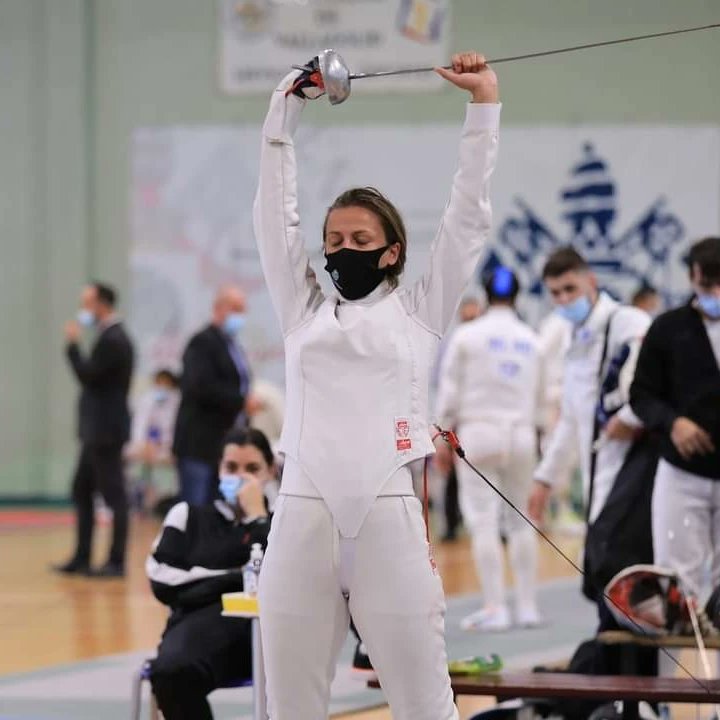 nurmarco's tweet photo. "L'#esgrima és per a tota la vida", lema del #DiaMundialdelEsgrima, i no hi podria estar més d'acord!! 🤺
També ho són totes les persones que coneixes pel camí 💜
ℹ️https://t.co/k3xuU60kvD
#FencingIsForLive #WorldFencingDay #WorldFencingDay2022
#lovefencing https://t.co/MG5ozNQC9K
