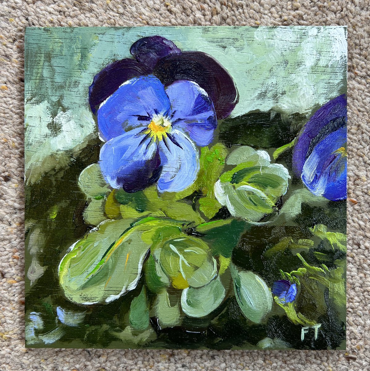‘Noble Violet’, oil on plywood panel, 150x150mm (6x6”)

#oilpainter #oilpainting  #violet #violetpainting #sunshine #contemporarypainter #contemporaryartist #scottishartist #scottishpainter #artgallery #paintinglight #brushstrokes #flowerpainting #flowers #queenelizabeth #RIP