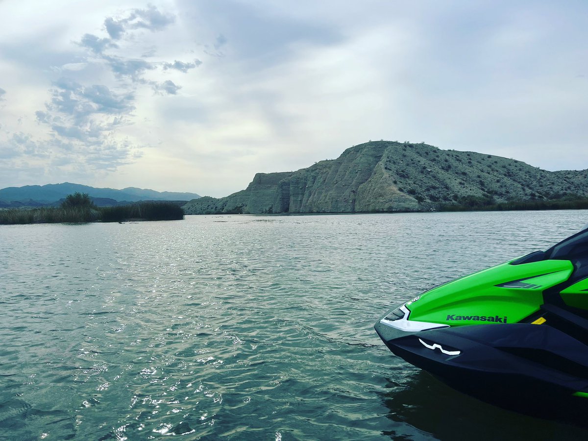 JimBeaver15's tweet photo. Been crazy over on the Instagram side of things, but want to give a big thank you to @KawasakiUSA for the opportunity to spend some time filming content on the #JetSki Ultra 310 this week. A 310 HP JetSki is exactly like you’d imagine… Lightning in a bottle! #Kawasaki #GoodTimes https://t.co/VXZKuwuJ3J
