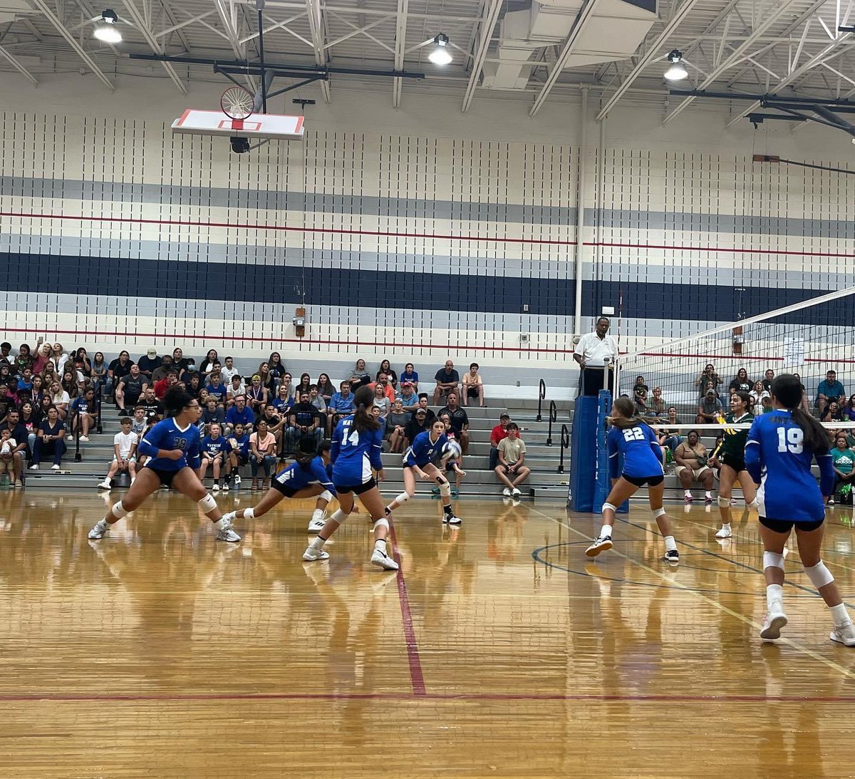 Wayside_MS's tweet photo. Volleyball 🏐 with a sweep 🧹 of PVMS on Thursday moving to 2-0 on the year! #GoWildcats

Thanks to Coach Sims for the pictures! https://t.co/EHim9MyGRl