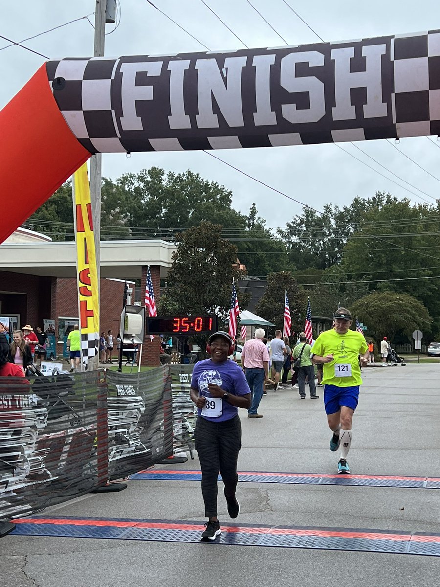 FCPSnutrition's tweet photo. I love having a superintendent that supports the community! This morning was fun to walk out of the pancake breakfast and catch @Supt_Hamlett crossing the finish line of the Cotton Festival 5k!! Way to go Dr. Hamlett! @FCPSchoolsTN @VersieHamlett https://t.co/aPnMy45hfQ