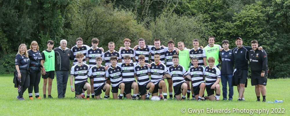 TumbleRFC's tweet photo. Youth team v Llangennech RFC. Da iawn bois, excellent victory. ⚫⚪👍🏻 https://t.co/8DXPj3W771