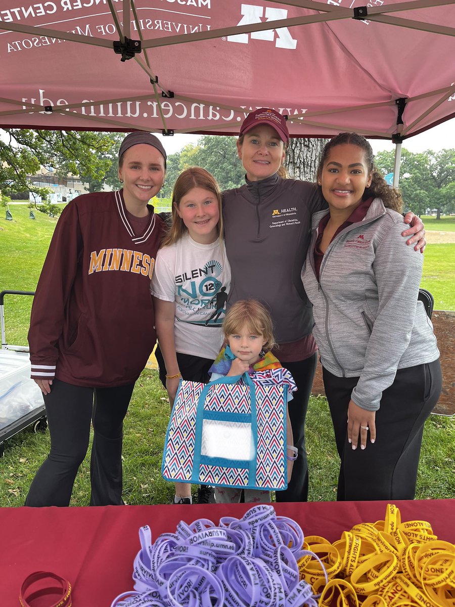 DeannaTeoh's tweet photo. Our amazing leader @melissagellermd and our rockstar @UMNCancer @UMNobgynres #gynonc team at @MNOvarianCancer #mocawalk2022 #gyncancerawareness #ovariancancerawareness #gyncsm https://t.co/8peqAaZSm3