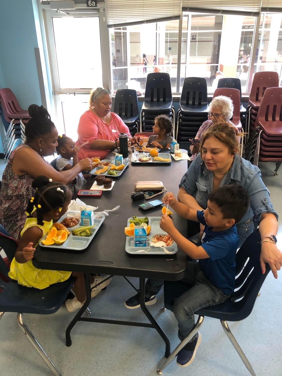 TRiveraPTA tweet media