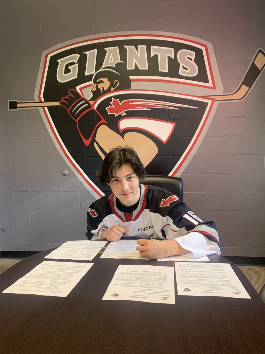 WHLGiants's tweet photo. ✒️ANOTHER SIGNING!

We've added '05 D Will Subject (Wayzata, MN) to the mix! Welcome Will!

📸: @rjmedia_ca 
🔗:https://t.co/Z9B8dPsgid https://t.co/8WqWxC50lW