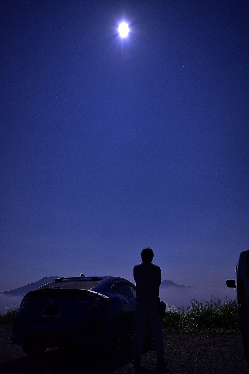 iruki_s's tweet photo. 愛車とわいのお月見写真in大観峰 https://t.co/DUoRpzZlKN