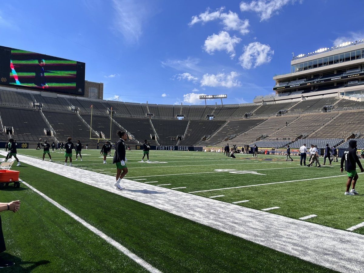 Beautiful day to be runnin’ with the Herd <a href="/HerdFB/">Marshall Football</a> <a href="/MUSportsMed/">MarshallSportsMed</a>