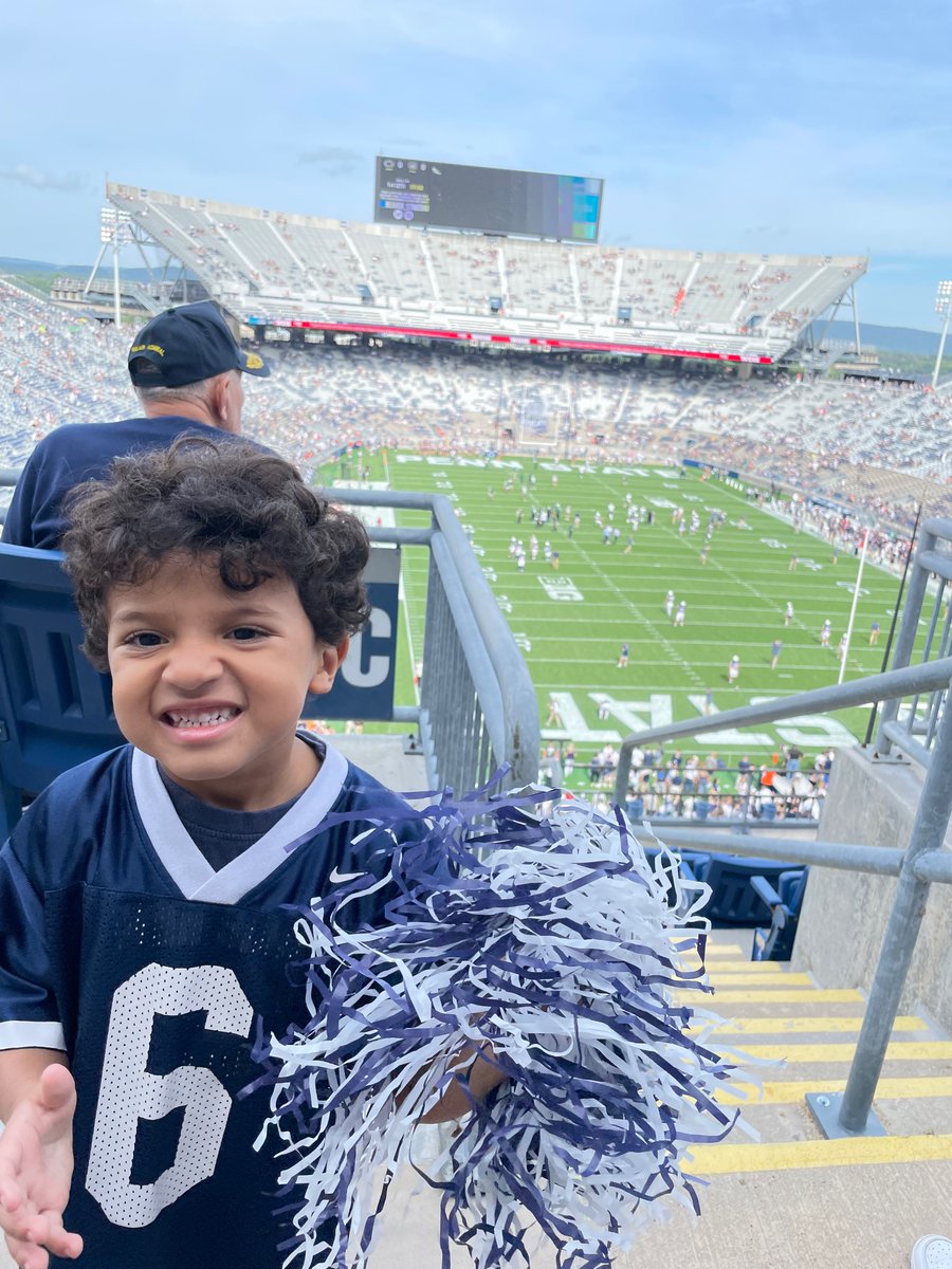 DanielleGassler's tweet photo. Tavin’s first Penn State game! @PennStateFball @beaver_stadium https://t.co/E0LpnhDGqE