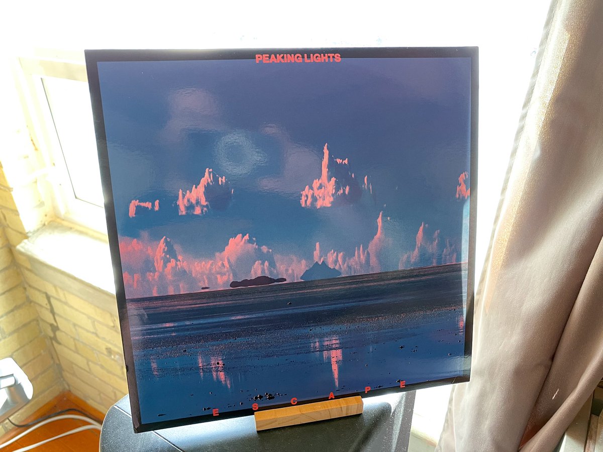 Escape - <a href="/peakinglights/">peaking lights</a>.