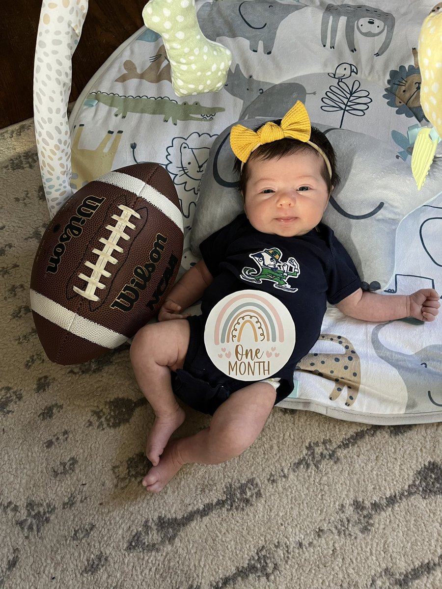 jesseliz13's tweet photo. @NDonNBC @FightingIrish Newest #NotreDame fan watching in PA #NDRollCall #GoIrish https://t.co/IbwxO5ENd9
