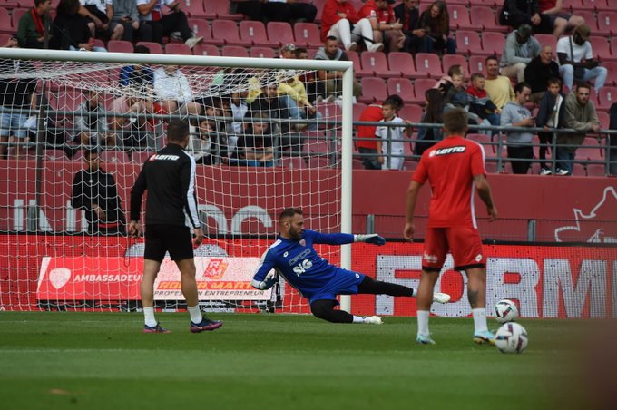 🔴 The warm-up of our goalkeepers 😍
#DFCOFCSM