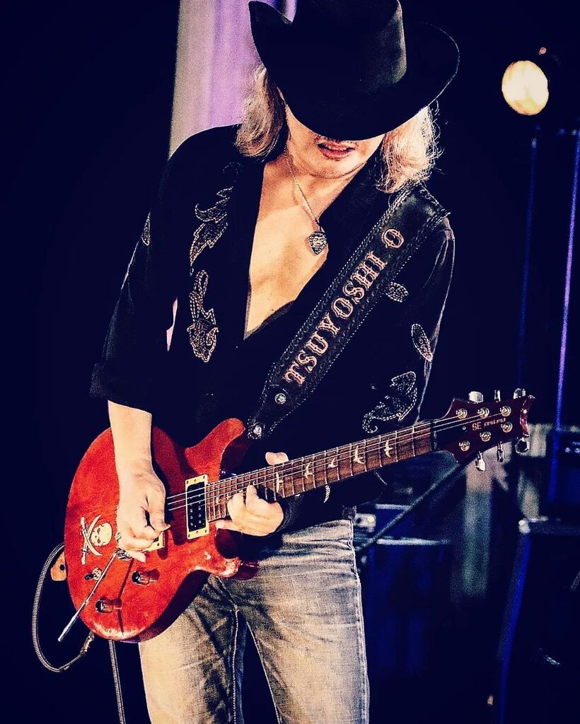 WildGuitarman's tweet image. Latest pic by Chaki.T 📷️

#guitarist #gigshot #prs #sesantana #electricguitar #wizardleather #guitarstrap #tsuyoshio #guitarplayer #outdoorstage #kumano #teammizguchi #rocknroll #latestphoto instagr.am/p/CiVU-CVJRxO/