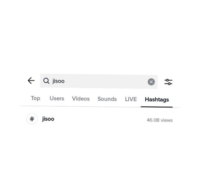 diorsoo95's tweet photo. Jisoo has exceeded #46B views on TikTok. Soon she will pass that member who missed her with a completely fake name (flower name& color name )and they think she has all these pathetic views 🫠 https://t.co/D3FzL1t6hR