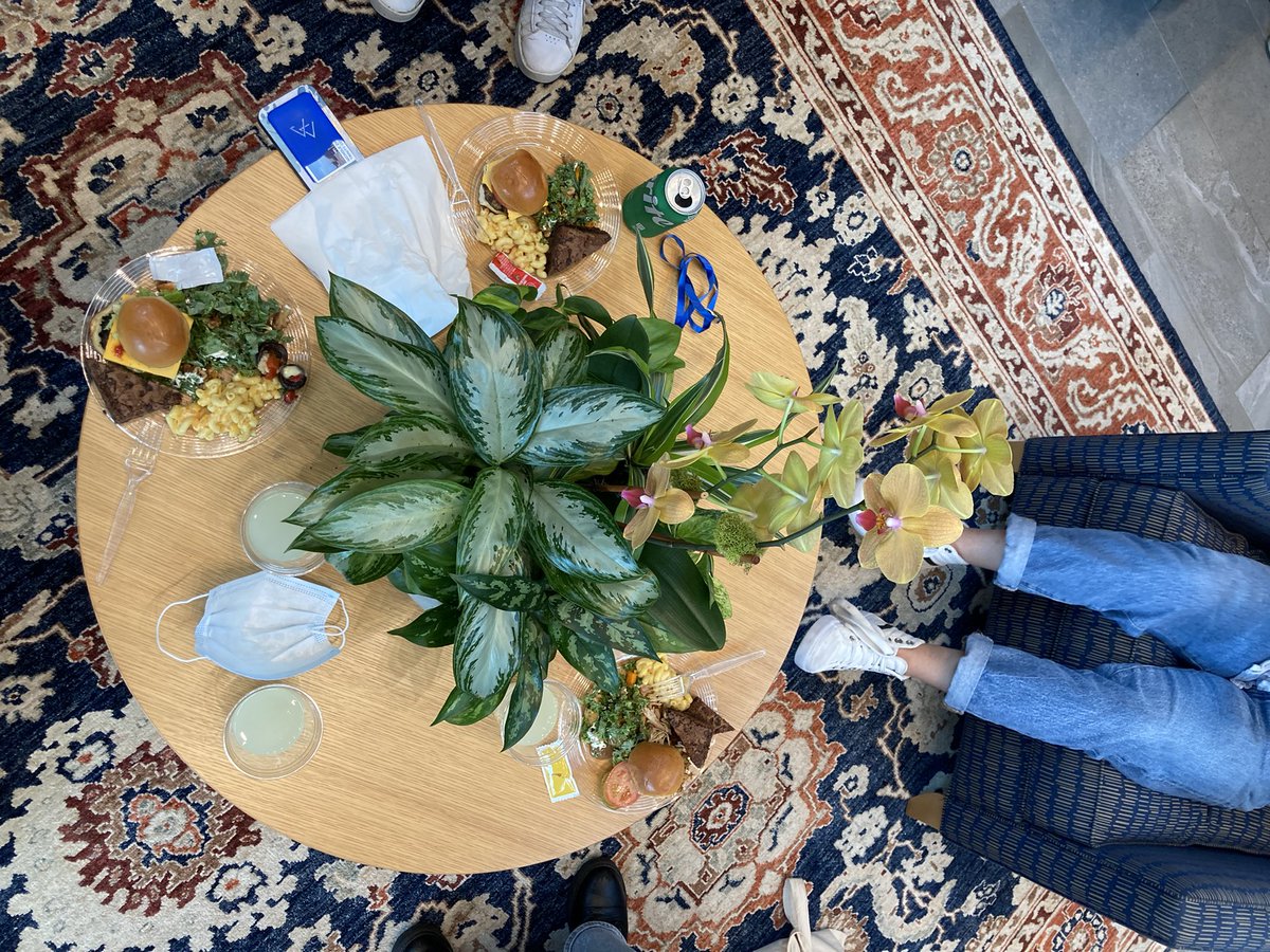 DukeAASWG's tweet image. aaswg loves free food! (also, asian american studies) #SoutheastAAS