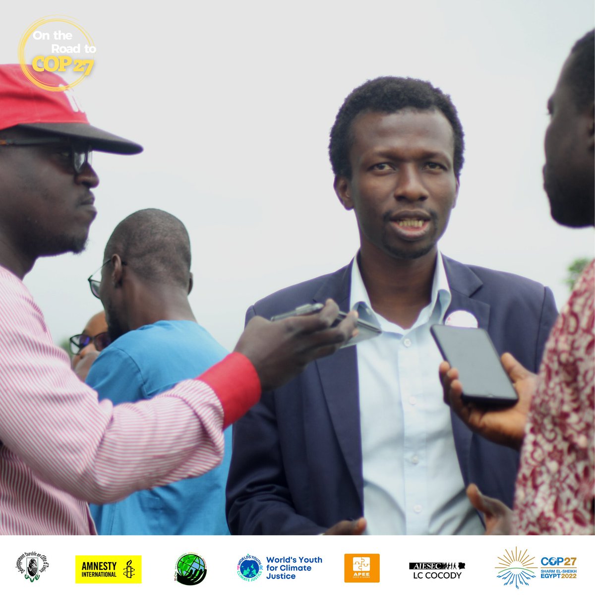 APEE_CI's tweet photo. CLIMATE CHANGE ACTION🌍
J'ai eu un immense plaisir de former des jeunes sur le changement climatique et les Conférences des Parties (#COP27). C'était le 31 août 2022 à l'université Félix Houphouët Boigny sur invitation de jeune volontaire pour l'environnement. 
@Cop27P #climate https://t.co/SyA5X4FPJQ