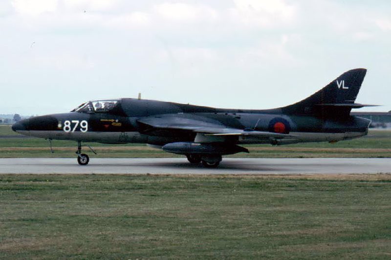 FRADU_History's tweet photo. Hunter 879 joined FRADU in the 1980s fresh from the RAF. She remained in RAF colours, with RN codes, until around 1987. When she went to join the dummy deck at the deck school. Her nose section was recently rescued from Jersey airports fire training area. And is now in the UK. https://t.co/Q37F05LxiW