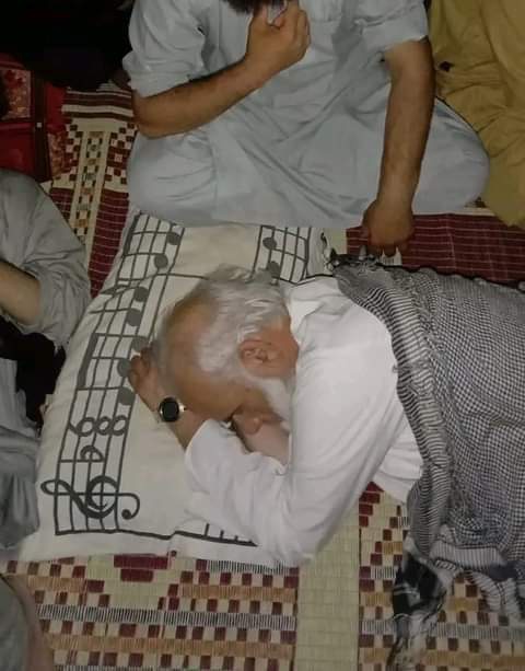 مفتی کفایت اللہ صاحب نے ساری رات روڈ پر گزاری صرف اس لیے کہ ایک غریب مزدور و مظلوم کو انصاف ملے مگر افسوس کی بات یہ ہے یہاں امیر کے لیے کوئی قانون نہیں،
 قانون ہے تو غریب کے لیے!
اگر کوئی غریب کے لیے آواز اٹھاتا ہے اسے اٹھا کر جیل میں بند کر دیا جاتا ہے