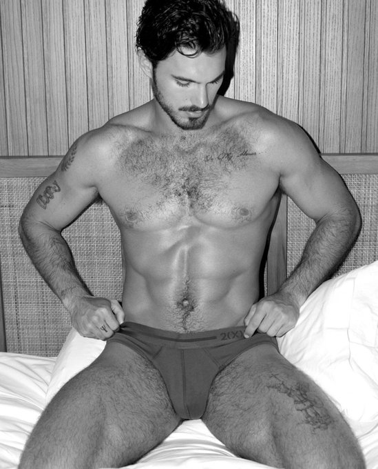 insomniac https://t.co/al9GYXfTtI