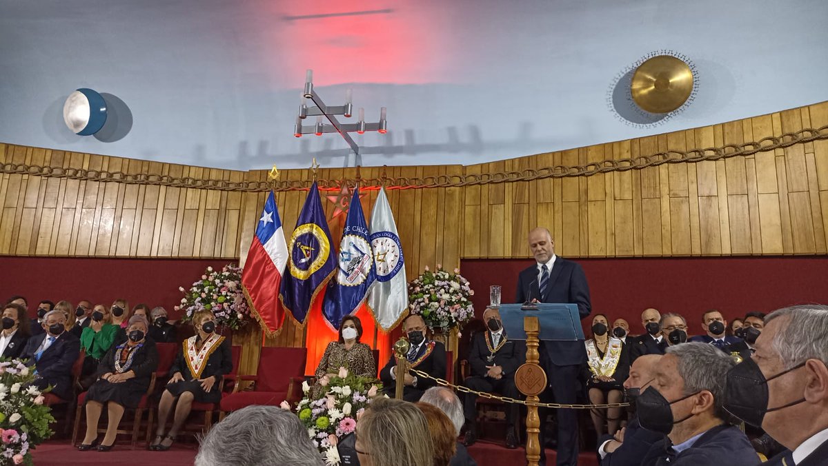 GLMCH_'s tweet photo. Pdte. del Senado, Álvaro Elizalde en #Fraternitas2022 dijo que Chile vive un momento crucial para su democracia y que todos estamos llamados a realizar un aporte y que debemos sentirnos orgullosos del país que entre todos y todas hemos construidos. https://t.co/qX5Zib0SZh