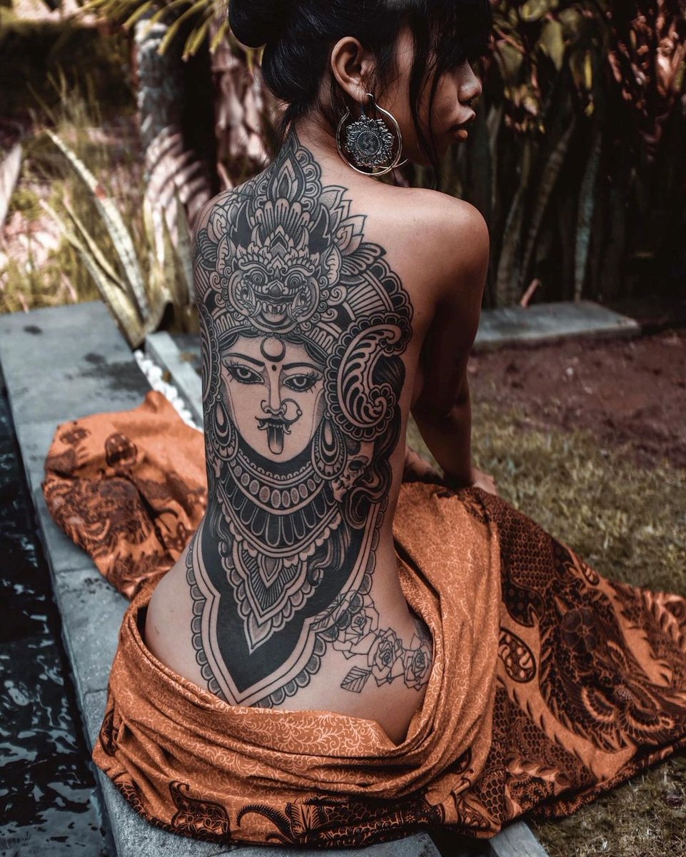 Inkedmag's tweet photo. Stunning 🖤 romain_labordille on IG https://t.co/EtymrVnATm