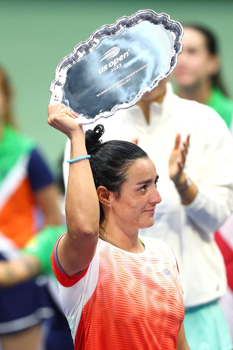 OnsJabeurFans's tweet photo. Ons Jabeur: "I'm going to keep working hard. We're going to get that title sometime soon" ♥️♥️ 

#PROUD #USOpen https://t.co/9nPsJ4aVVz