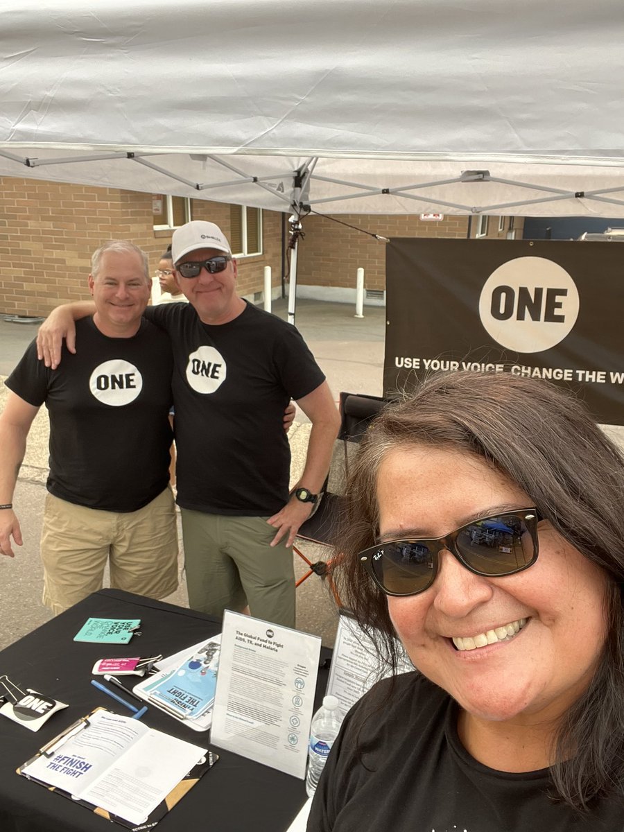 PDXSly's tweet photo. Finally get to table and advocate for @ONEinAmerica! Getting support for the @globalfund to fight HIV, AIDS and malaria. #FINISHTHEFIGHT #ONE #ONEPORTLAND #USEYOURVOICE #ENDEXTREMEPOVERTY https://t.co/6ivsx9Fe2Y