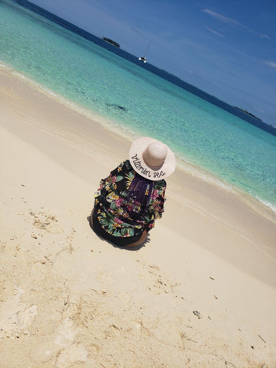 San Blas Islands....It was a VIBE!
#panama #love #sanblas #islandlove #travel #solo #wanderlust