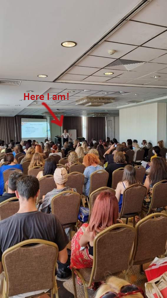 Katbenreilly's tweet photo. What an amazing audience! Thank you for attending our presentation. On behalf of the @ExpressElt family, we would like to wish you a happy school year! photo credits: Joanne Tourkomeni #academicpresentation #teachertraining #thankyouall https://t.co/tVSvOIYgHg