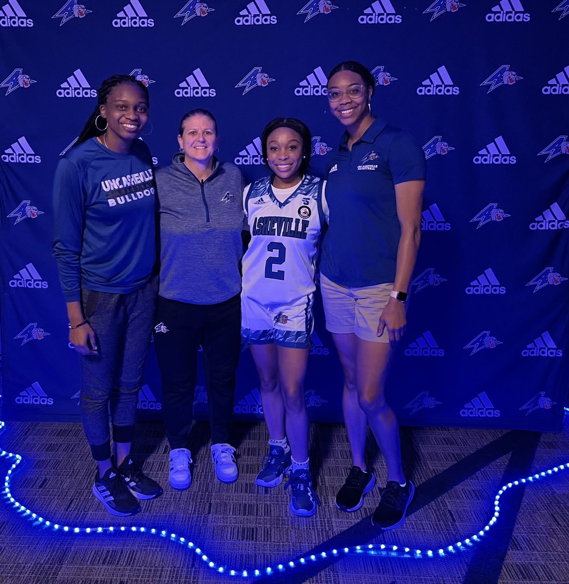 Trinity Fields (@trinityfields_) on Twitter photo After a great official visit, I am blessed to have received an offer from UNC Asheville! <a href="/UNCAvlWBB/">Asheville Women's Basketball</a> Thank you Coach Brown <a href="/honeyb14/">Honey Brown</a> and the rest of the coaching staff for this opportunity and a great visit! #GoBulldogs After a great official visit, I am blessed to have received an offer from UNC Asheville! <a href="/UNCAvlWBB/">Asheville Women's Basketball</a> Thank you Coach Brown <a href="/honeyb14/">Honey Brown</a> and the rest of the coaching staff for this opportunity and a great visit! #GoBulldogs