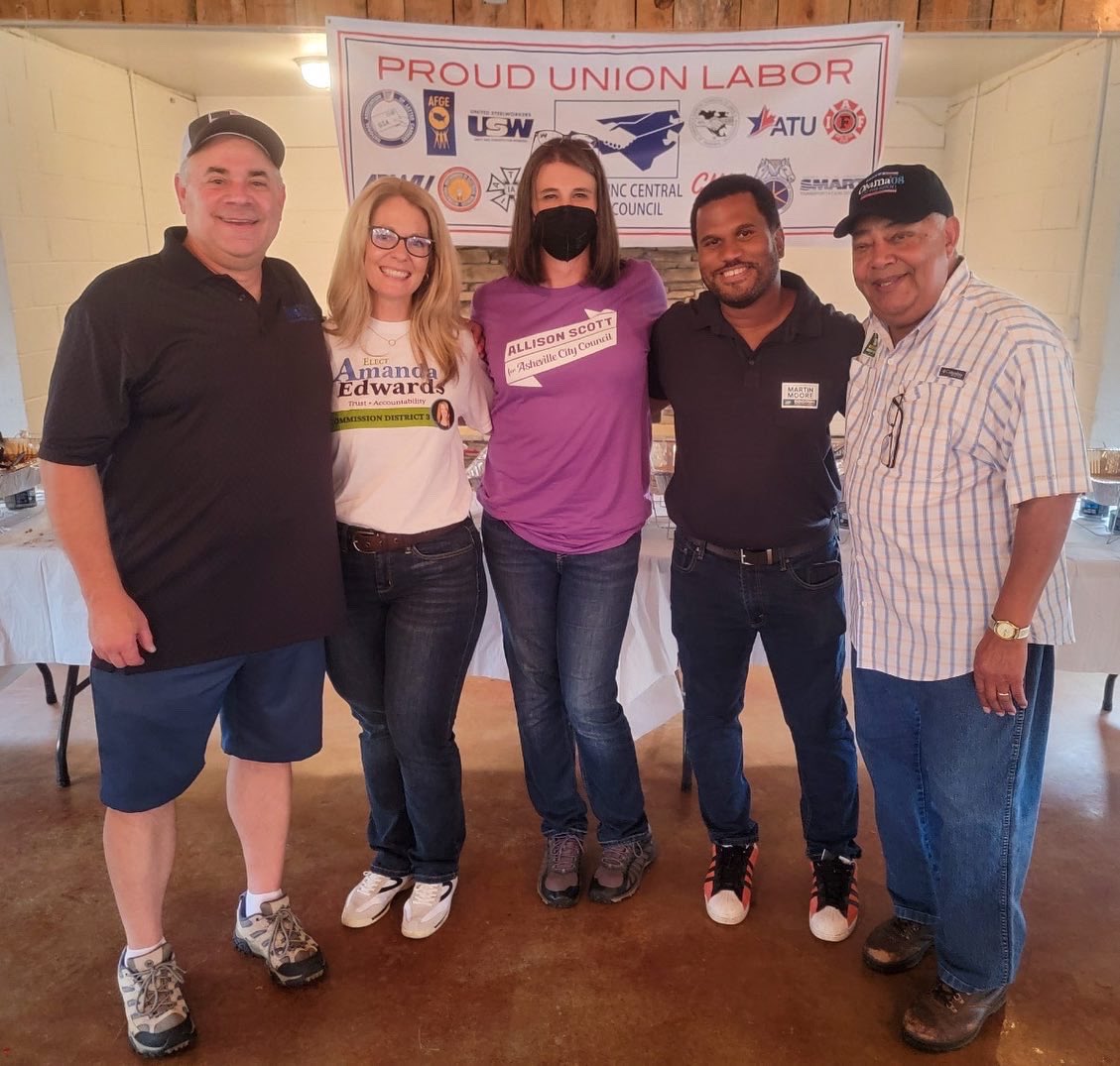 Martin4Buncombe's tweet photo. A little rain didn’t stop us from getting together with the WNC Central Labor Council for a great cookout. Proud to support WNC workers and connect with many new friends! #avl #wnc #avlpol #UnionStrong https://t.co/yNm7pgW1m7