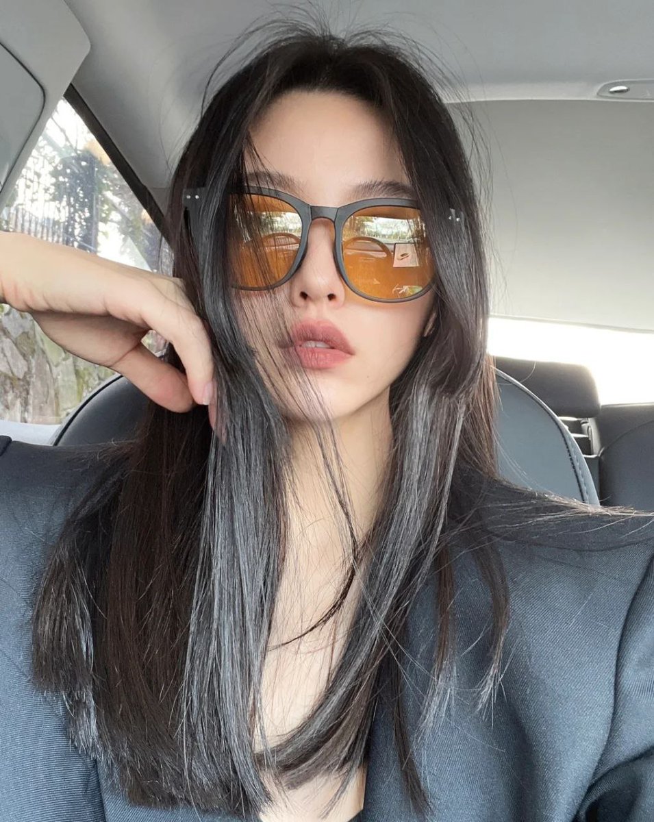 townrea's tweet photo. I've been very busy lately, so I didn't update the photos. Are you guys OK😊 https://t.co/BCg1M6JTFI