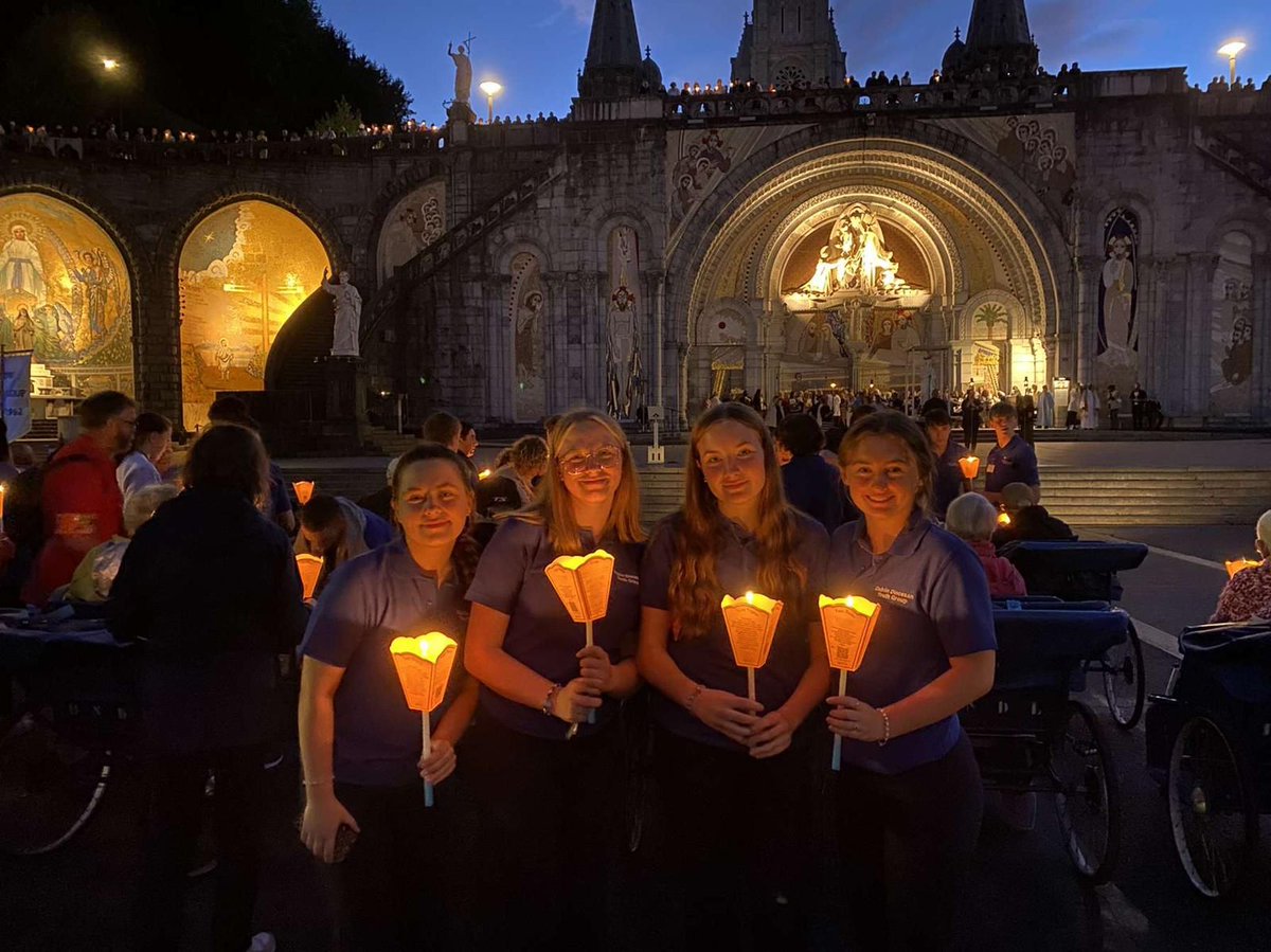 stmarysglasnev's tweet photo. Students took part in the Candle Procession on the @dublindiocese Pilgrimage to #Lourdes The #MarianProcession is the most popular celebration in Lourdes. St Bernadette Pray for all in our community. @lecheiletrust1 @MACFD2 https://t.co/h0oMi3YHDe