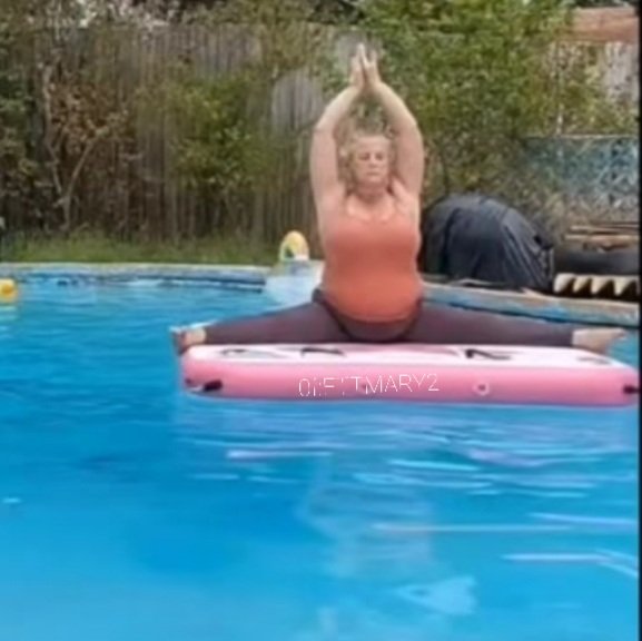 TipFTT's tweet photo. #mindfullness #ftt #fttmary #tipftt #bu4uru #genx #over50 #bbw #followme #growthmindset #yoga #pilates #outside #floatingthroughtime #onlyfansbbw #onlyfansbabe #onlyfansfttmary2 #flex #flexible https://t.co/35roxrx2jI