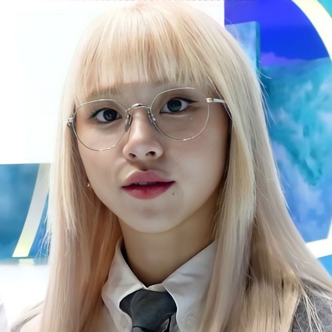 forchaekoo's tweet photo. cute people and glasses 𔘓 https://t.co/c6m023kaq9
