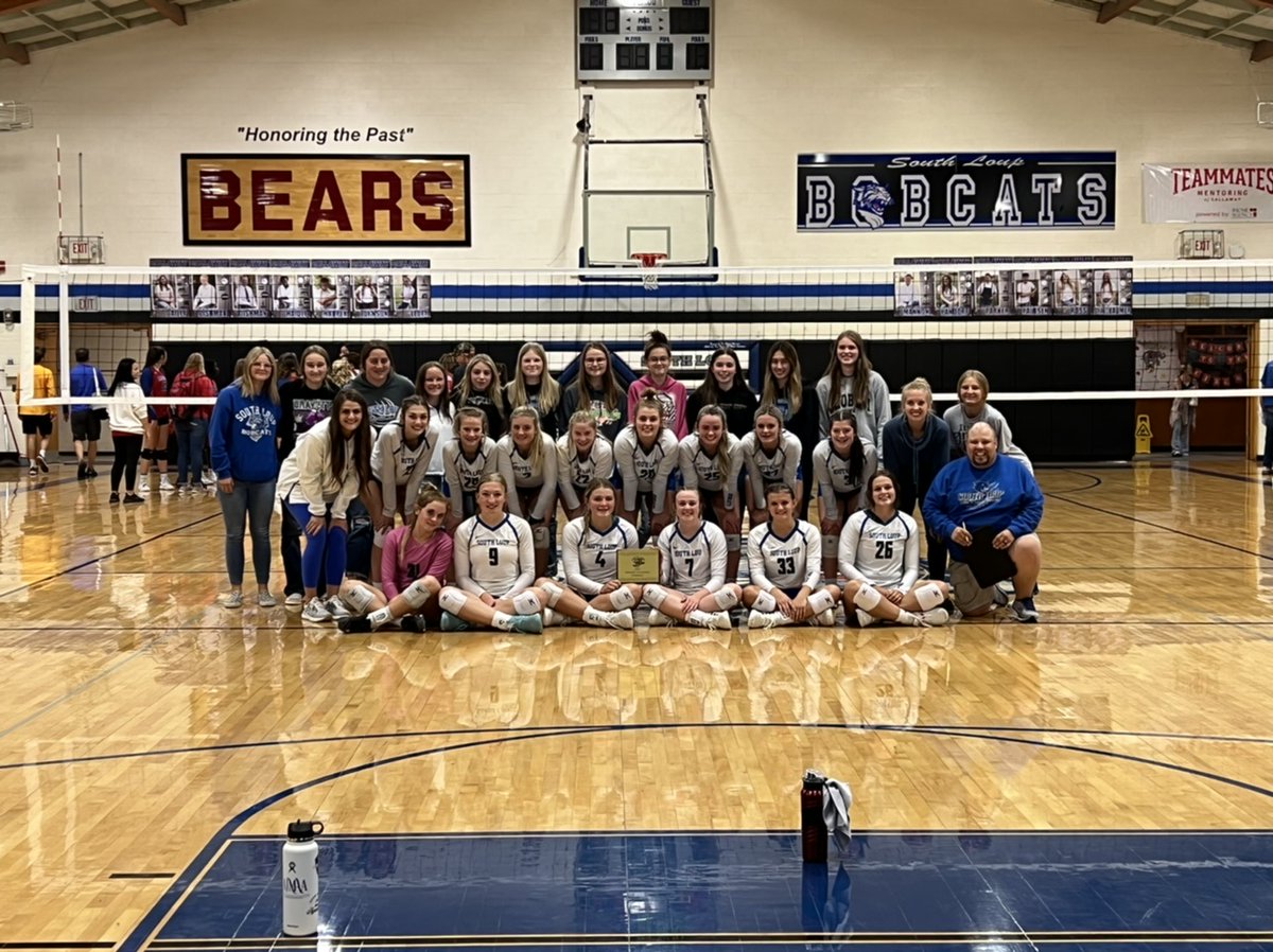 ArnoldSchools's tweet photo. Congratulations to the Lady Bobcats in winning the 2022 Seven Valleys Volleyball Tournament today! #SLB

Go Big Blue!!! https://t.co/dqtqxVFoP4