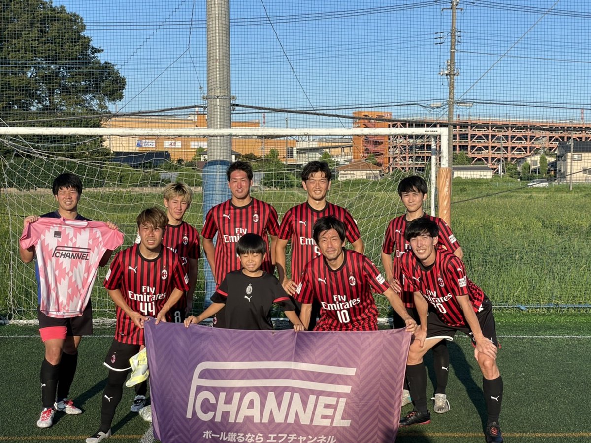 ReCORE0030's tweet photo. おはようございます☀
昨日は7人制サッカーでした！
埼玉でちょっとした大会にチームで参加してきました！
いつものTRMとは違っていい刺激になりました！
結果は優勝！
久しぶりの運動だったので筋肉痛ですが、今日も1日の頑張りましょう！
#7人制サッカー
#ソサイチ
#おは戦40911sn https://t.co/NBdGrrKvjT