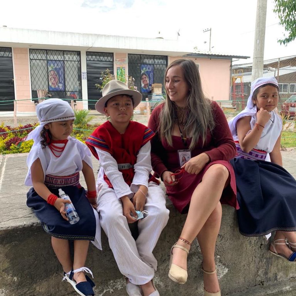 PSEcuatoriano's tweet photo. #Elecciones2023Ec 🚩 | 🙋🏽‍♀️ Tuvimos el agrado de compartir junto a varias mujeres de la parroquia Calderón en el 1er Encuentro de Mujeres Liderezas por un Calderón Turístico y Productivo 🙌🏼

Este encuentro es parte de la agenda de nuestra candidata a la prefectura @Elsa_Guerra_R 🌸 https://t.co/PxWs0W2NrL