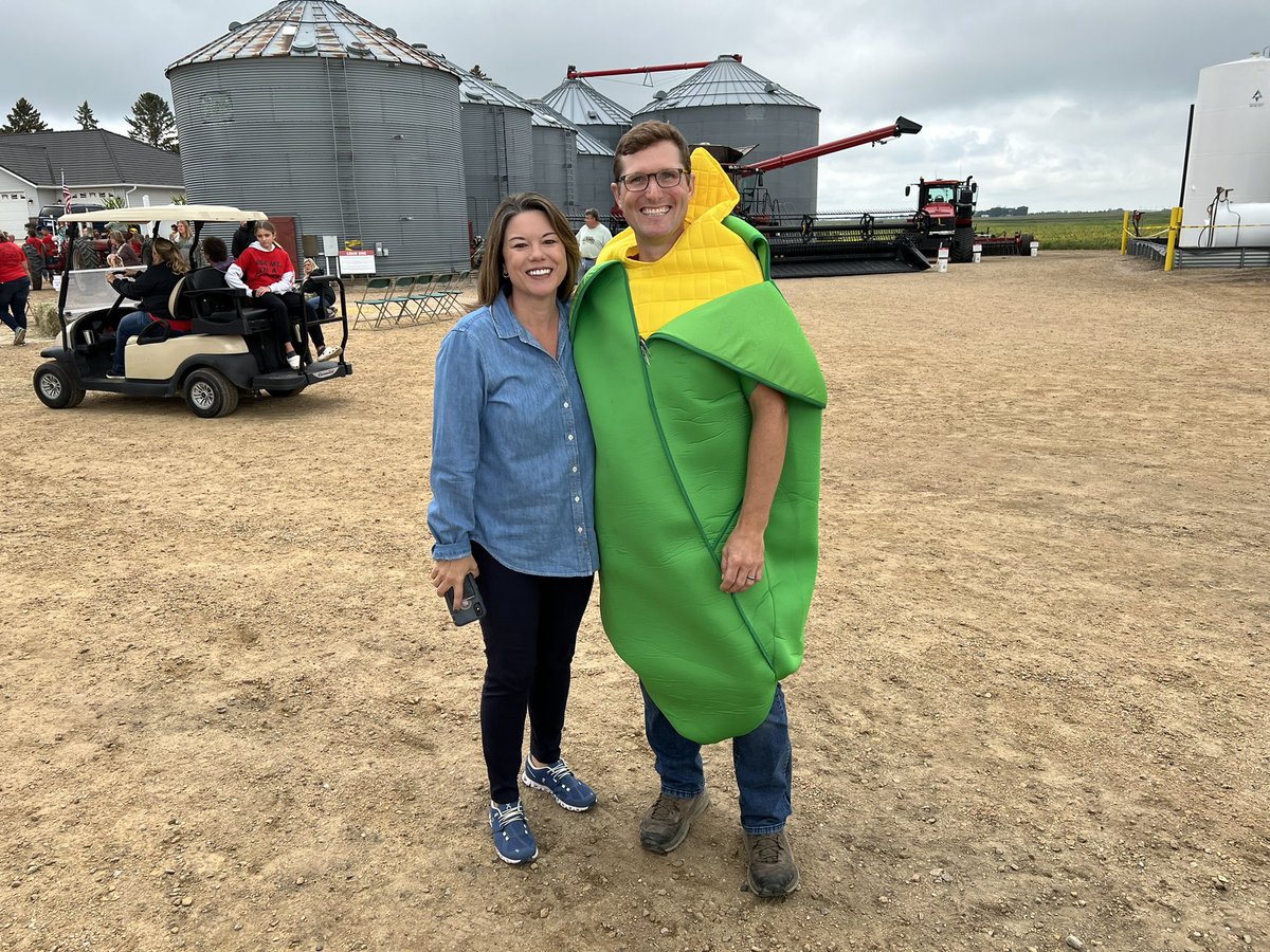 Angie Craig (@angiecraigmn) on Twitter photo .<a href="/MNFarmBureau/">Minnesota Farm Bureau</a> sure puts out a good breakfast spread! Thanks for having me at Breakfast on the Farm today. It’s my honor to serve on the House Ag Committee and fight for Minnesota’s family farmers. .<a href="/MNFarmBureau/">Minnesota Farm Bureau</a> sure puts out a good breakfast spread! Thanks for having me at Breakfast on the Farm today. It’s my honor to serve on the House Ag Committee and fight for Minnesota’s family farmers.