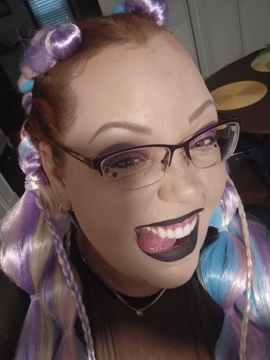 tutuRAMlady's tweet photo. Practice for basketball season. #selfie #pastel #bubblebraid #letsgovcu https://t.co/SHzqrM3R4o