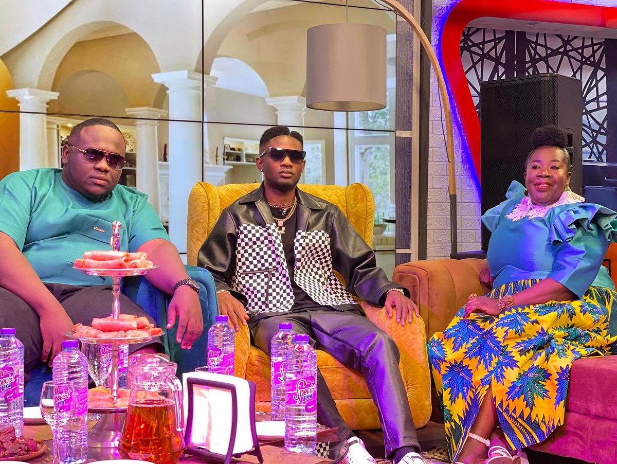 utvghana's tweet photo. Meet our special guests for tonight’s #UnitedShowbiz @Cjbiggerman @_Lyricaljoe @AdjimahIvy 🪄💫 https://t.co/rXD5Q8MN8I