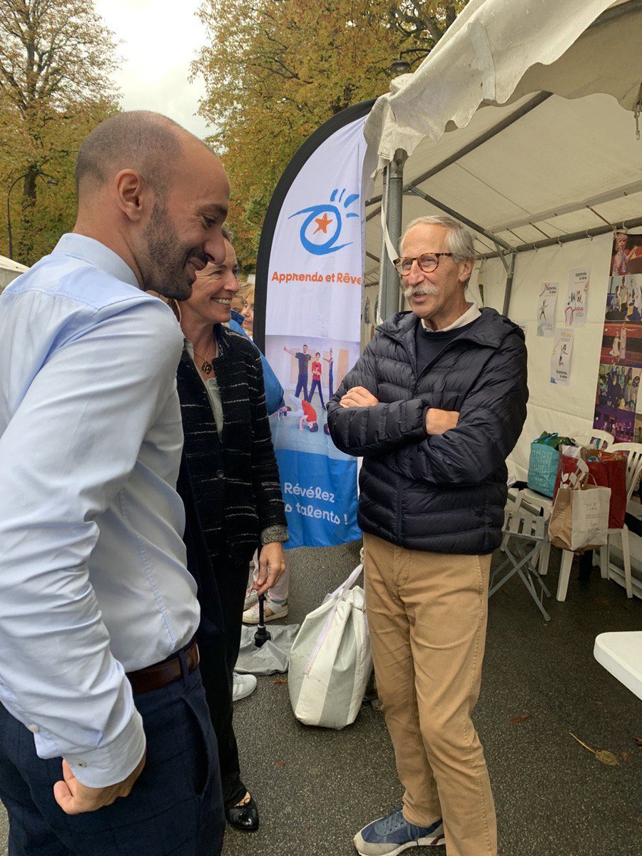 benjaminhaddad's tweet photo. Un peu de pluie, mais pas assez pour ternir la bonne humeur des responsables d’associations sportives du #16. Merci à tous pour votre accueil et votre engagement. https://t.co/bSaykAeJ3w