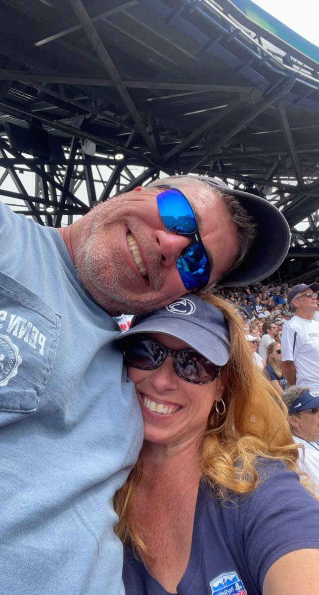 WebberBoysmom's tweet photo. Halftime @BEAVER_STADIUM 🏈 https://t.co/FZqUrR9Qvd