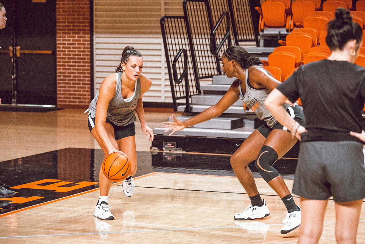 OSUWBB's tweet photo. Avoid average.

#GoPokes | #BRINGIT https://t.co/tYKBZDNCEW