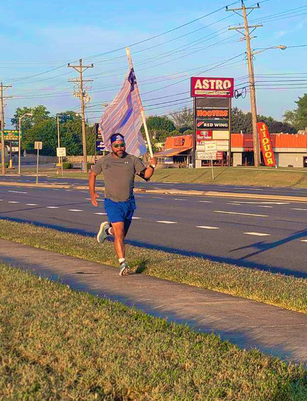 Woo hoo !! The @UPS TEAM is making it happen carrying the flag of honor thru @visitphilly on to beautiful @TrentonFireDept !! CRUSHING DAY 2!! Making sure we #NeverForget #911PromiseRun