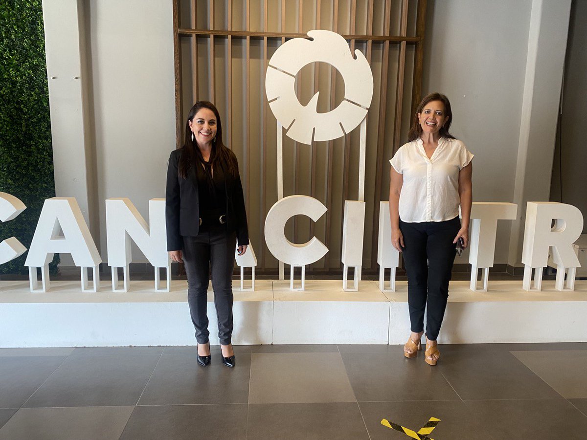 VanessaMDOmx's tweet photo. Fue un gusto saludar a @MonicaAlonsoF, Directora de #Canacintra. 
Agradezco las atenciones y hospitalidad en sus instalaciones el martes pasado.

Muchas gracias también a @rsolanourban
👏🏻👏🏻👏🏻 https://t.co/yjIRxAPO4O